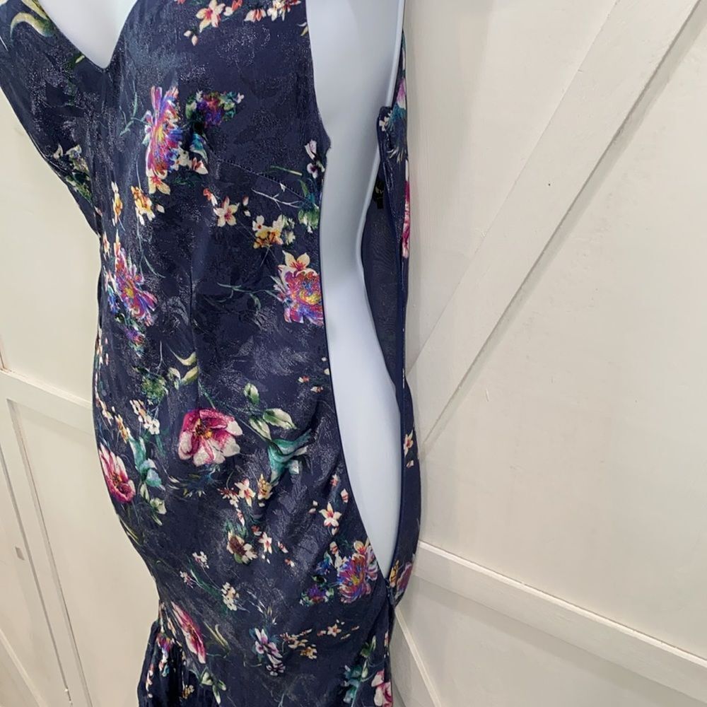 House of Harlow 1960 X REVOLVE Tania Slip Dress in Navy Floral Multi Navy Floral - Picture 9 of 15